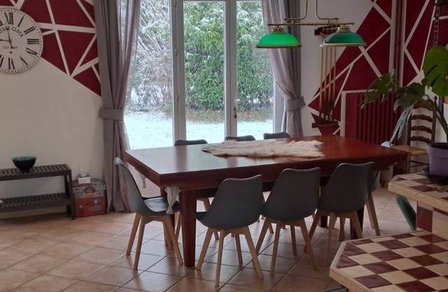 Gîte du Pont de Tancelle Étangs de Pêche Privés, Animaux Bienvenus!