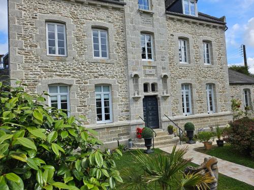 GÎTE L'anglais, appartement privé en Duplex avec accès Jacuzzi à 10min des plages