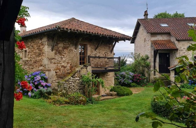 Gîte,la Casela, Lieu de Vacances Avec Piscine Privée Pour Découvrir le Lot