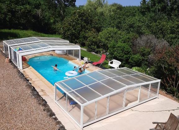 Gîte La Pironnière - Piscine, Nature, au bord de la Rivière
