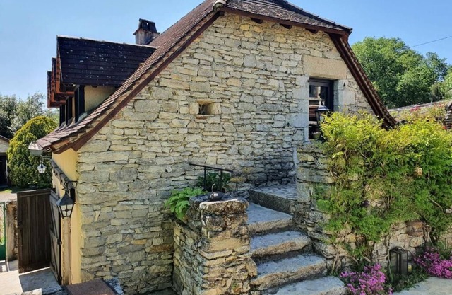 Gîte "Le Causse" de St Chels Charm, sport and relaxation.