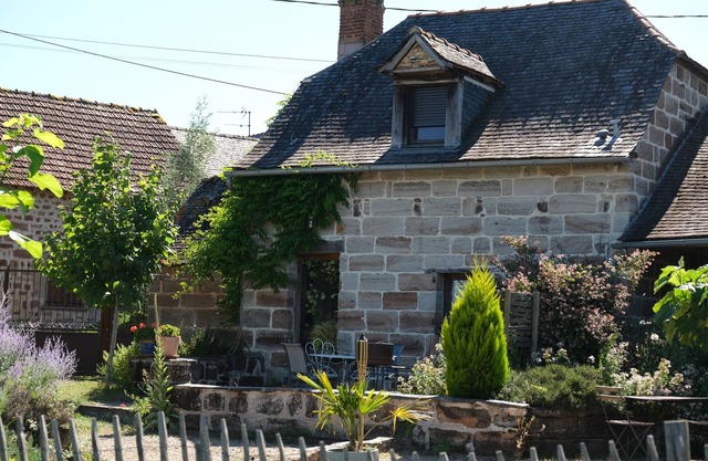 Gîte Pour 2 Personnes, en Campagne, Avec Piscine