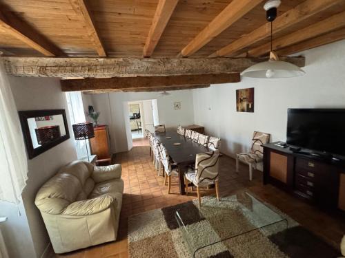 Gîte tout Confort au Coeur du Village Verniolle