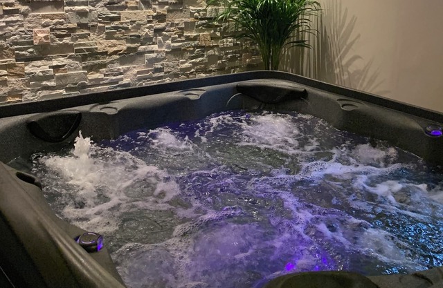 Gîte Tout Confort Avec Beau Jardin et SPA Situé à Yquebeuf 20 Minutes de Rouen
