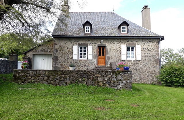 Gïte DU Bosquet Cantal au Calme ! Animaux de Compagnie Acceptés !