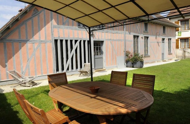 Gîte Charmont-sous-Barbuise, 3 pièces, 4 personnes - FR-1-543-165