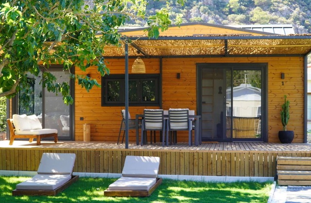 G A I A Tiny Houses - 100 meters to the beach.