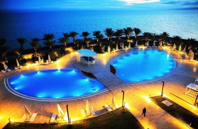 GADILEH RESORT HOTEL