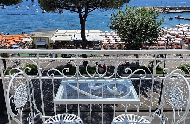 Galene - Beachfront in Costa d'Amalfi