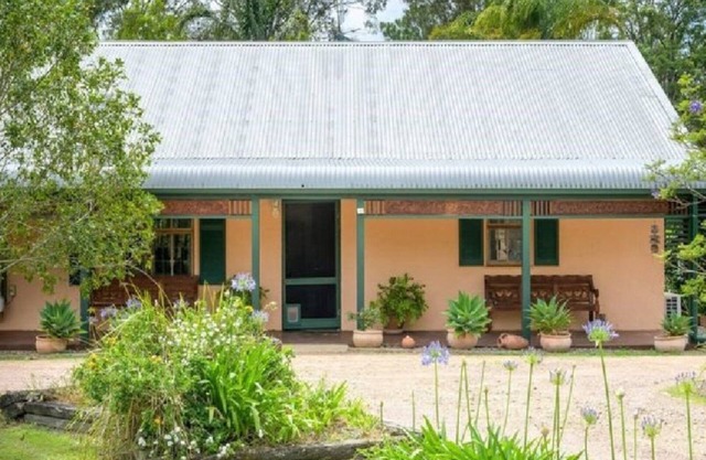 'Gams Road Retreat', TOP NOTCH