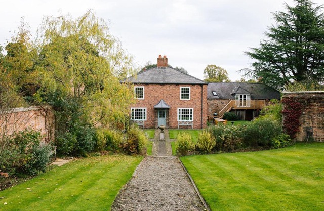 Gardener's House - Hawarden Estate