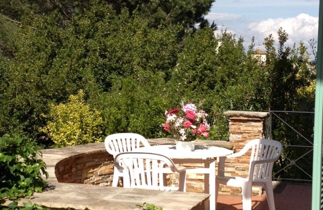 Gardenia house with garden in Tuscany between art, nature and sea
