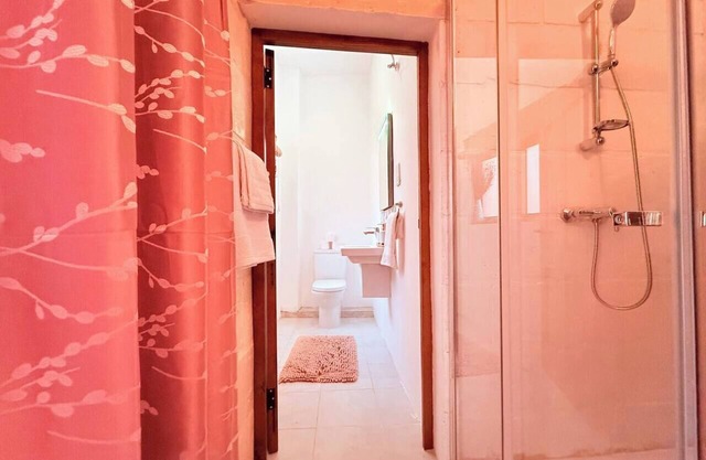 Gardjola Rooms by Holi