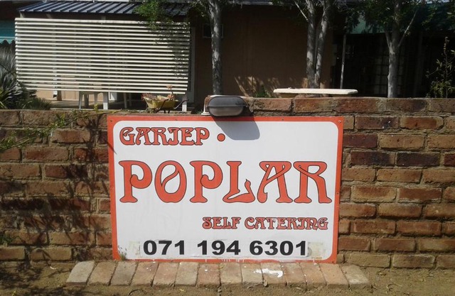 Gariep Poplar, Self-catering
