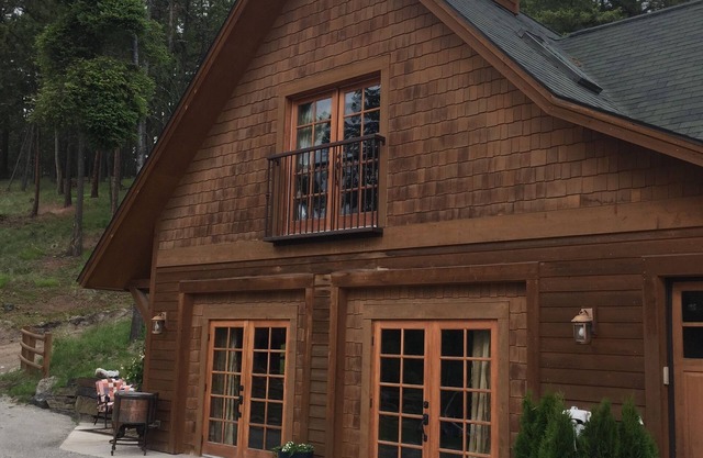 Gated Luxury Lodge 2 Bedroom 2 Bath 4 Beds Fireplace Sleep6 Lake View EV Charger