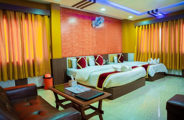 Gautam Hotel
