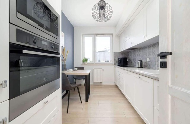 Gazowa 26 | Comfortable Apartment | Parking