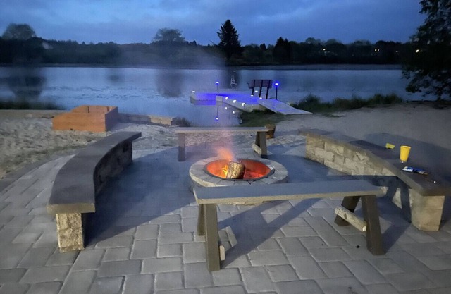 Gearhart Lakefront Family Vacation Rental