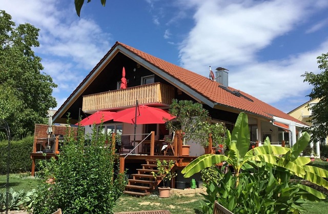 Gemütliche 2-Zimmer WHG mit Balkon/Parkplatz Ost/ Halbinsel Höri/Bodensee