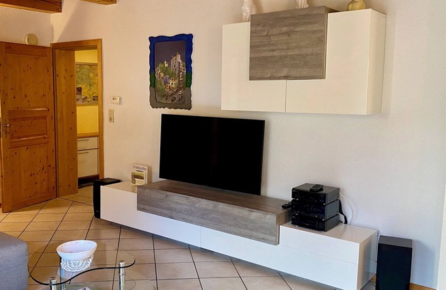 Gemütliche FeWo (60qm) mit 1 Schlafzimmer in ruhiger Lage