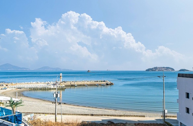 Geoje Memory Kids Pool Villa