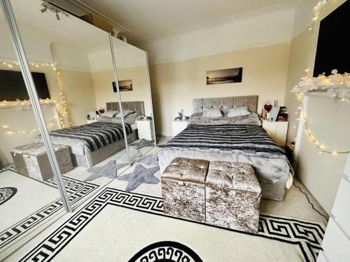 GerrardsCross-Sleeps4-Parking-PetFriendly-Wembley