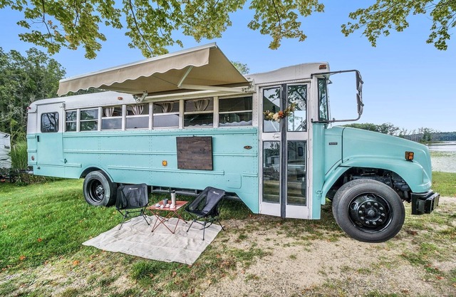 Getaway Skoolie- OFF Grid & Take you wherever your heart desire