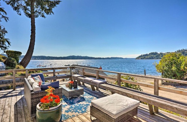 Gig Harbor House with Private Beach and Views!