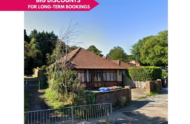 Gippeswyk Home: 6BR 2BATH Perfect for Contractors