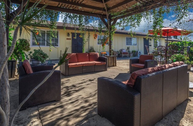 Giraffe House Chula Vista