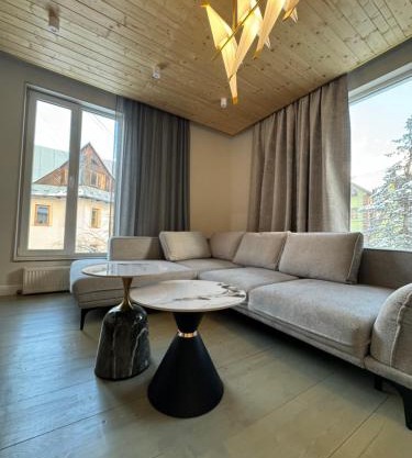 Girske Povitria Apartments