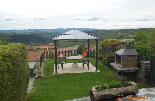 Gite 3 * ground floor between mezenc and loire-sauvage, Le Monastier, south of auvergne