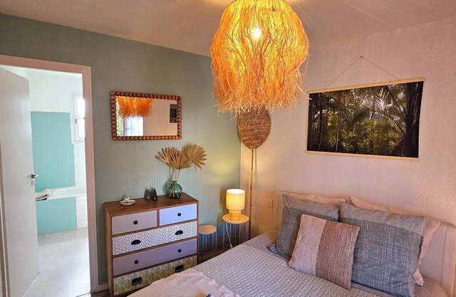 Gîte 3 pers Bornéo - Relaxation with heated swimming pool and secure parking lot