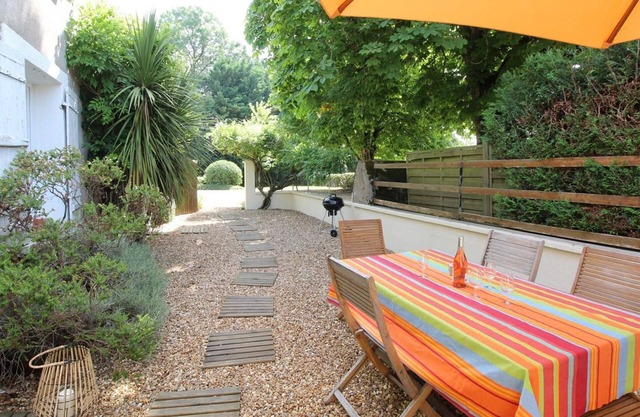 Gite Blaison-Saint-Sulpice, 2 bedrooms, 4 persons