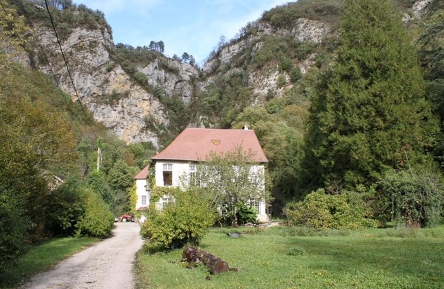Gite DE Gouailles Ancienne Abbaye Pleine Nature Piscine Intérieure Chauffée