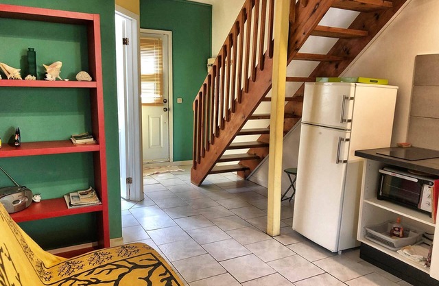 Gite Deshroses Dans Petite Résidence Avec Piscine