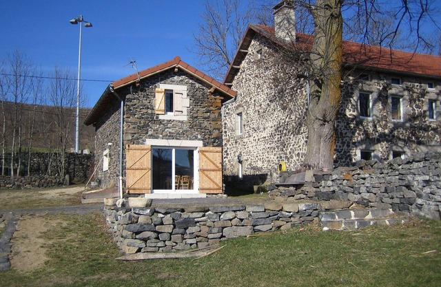 Gite Entierement Renové Avec vue sur la Vallée de la Gazeille