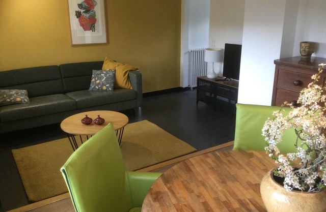 Gite Le Ciel, Cosy Appartement, large balcony, great view, shared pool