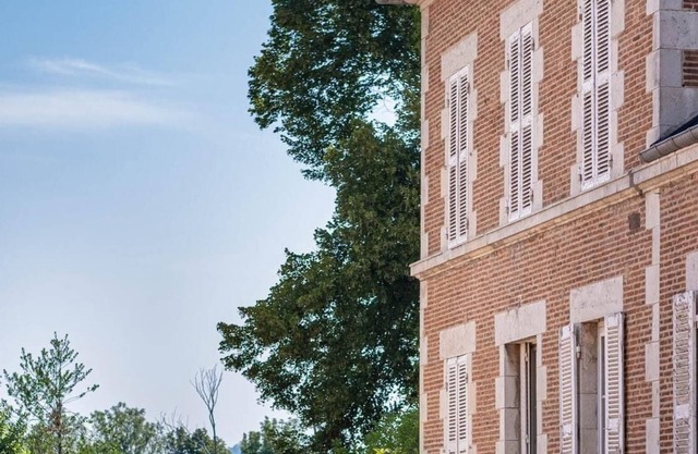Gite Indépendant au Château Dans un Parc de 6 Hectares. Adults Only