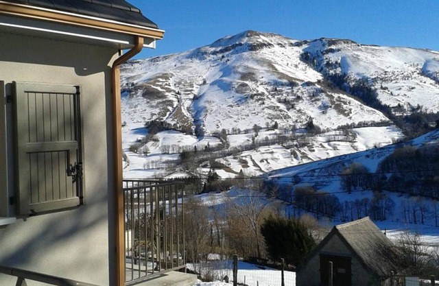 Gite Lavigerie, 2 bedrooms, 4 persons