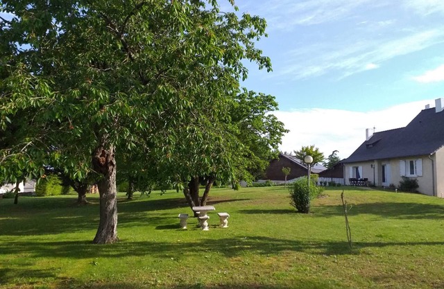 Gite le Clos Ferré SWIMMING POOL TENNIS