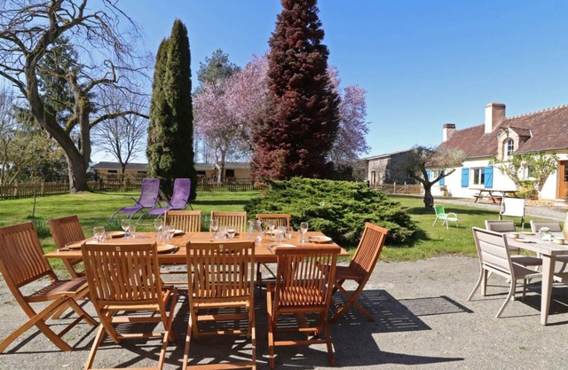 Gite Les Ventes-de-Bourse, 4 bedrooms, 9 persons