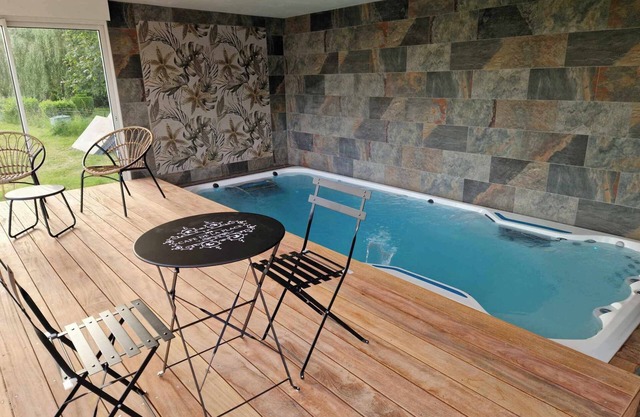 Gite Love Room and Spa Romantic Escapade in Saint Omer