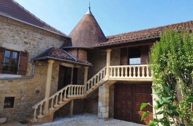 Gite Oustal à Nouzet en Périgord Vert Avec Terrain D'un Hectare