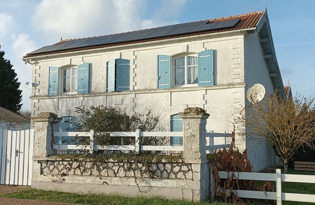Gite P'tites Cagouilles : le Calme de la Campagne Charentaise Entre Terre et mer