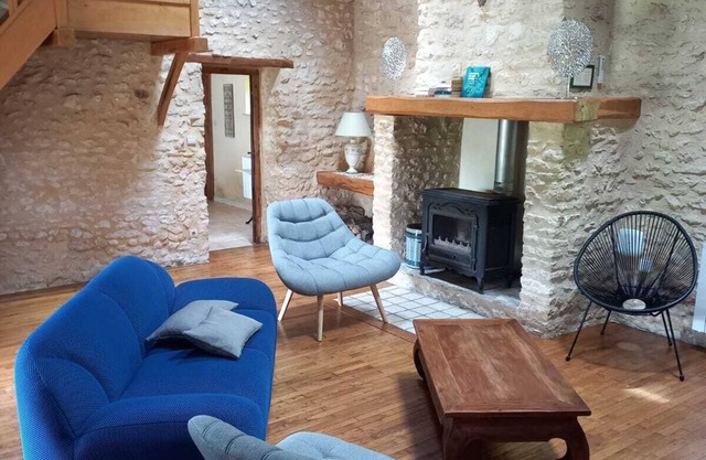 Gîte Périgord with swimming pool and nature view, Pets welcome!