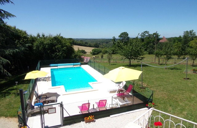 Gîte plantier * 4 to 12 pers with private pool between Sarlat and Rocamadour