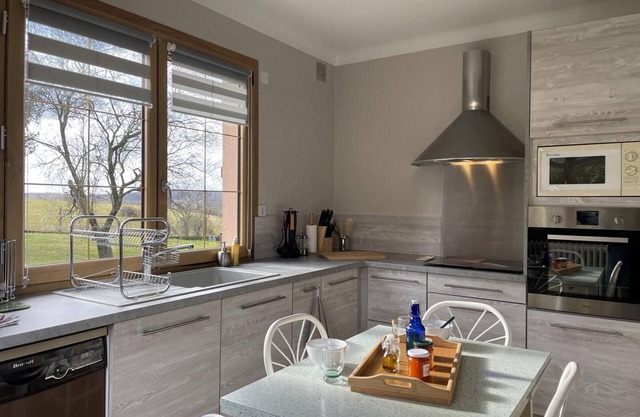 Gite Trézelles, 2 bedrooms, 4 persons