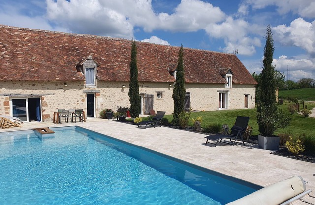Gites/Cottage with heated pool