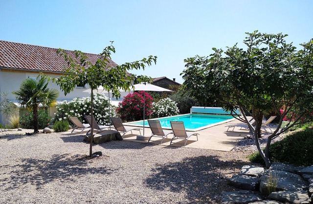GiVans, gites of 60m², heated pool, panoramic view
